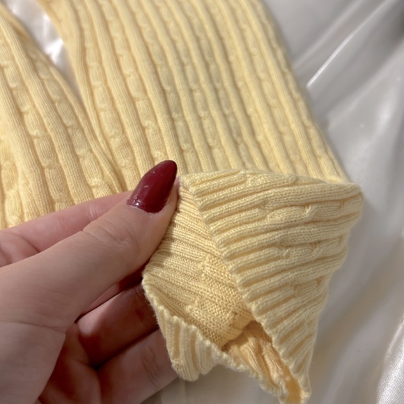 Beautiful Vintage Knit sweater!! Pastel yellow Size S us - Picture 3 of 6